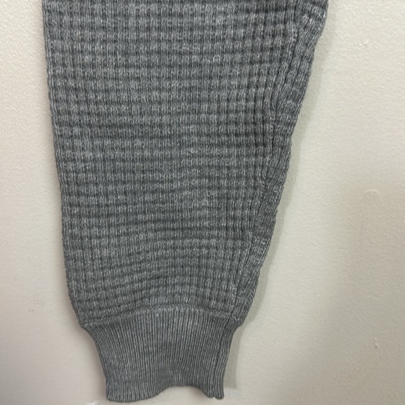 NIA The Label Thick Knit High Rise Cuffed Ankle Length Drawstring Waist Joggers - Picture 6 of 10